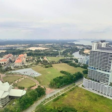 C0704 Almas Suite Seaview & Netflix Stay Nusajaya  Exterior foto