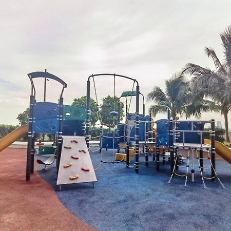 C0704 Almas Suite Seaview & Netflix Stay Nusajaya  Exterior foto