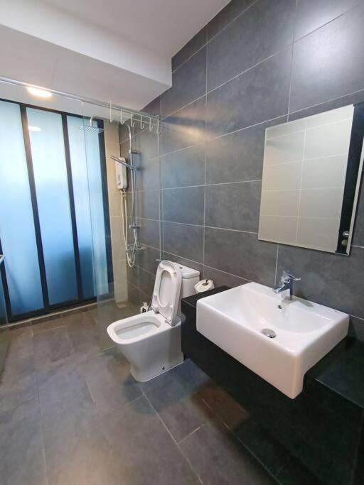 C0704 Almas Suite Seaview & Netflix Stay Nusajaya  Exterior foto